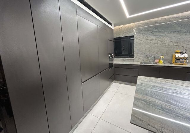 y2_1pa_010702_20250827232154