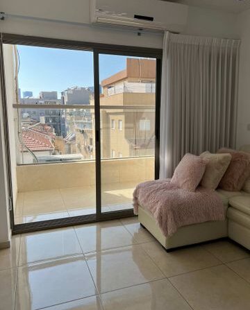 y2_1pa_010324_20250916082104