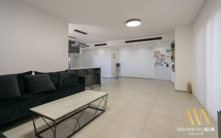 y2_1pa_010879_20250929085124