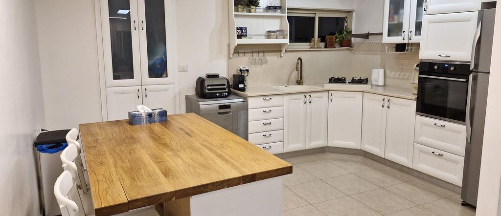 y2_2_01879_20251017134955