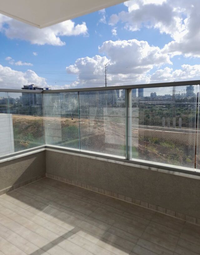 y2_1pa_010250_20251104174927