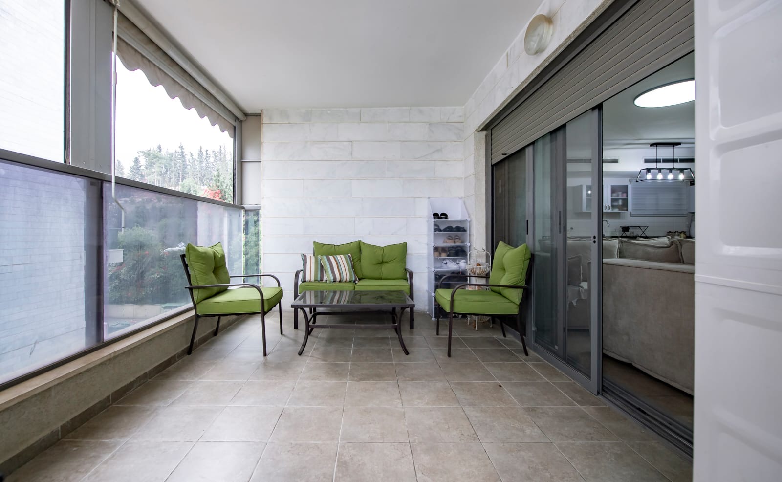 256fef8c-60f1-42d5-a85b-a0f61c5f4f1d