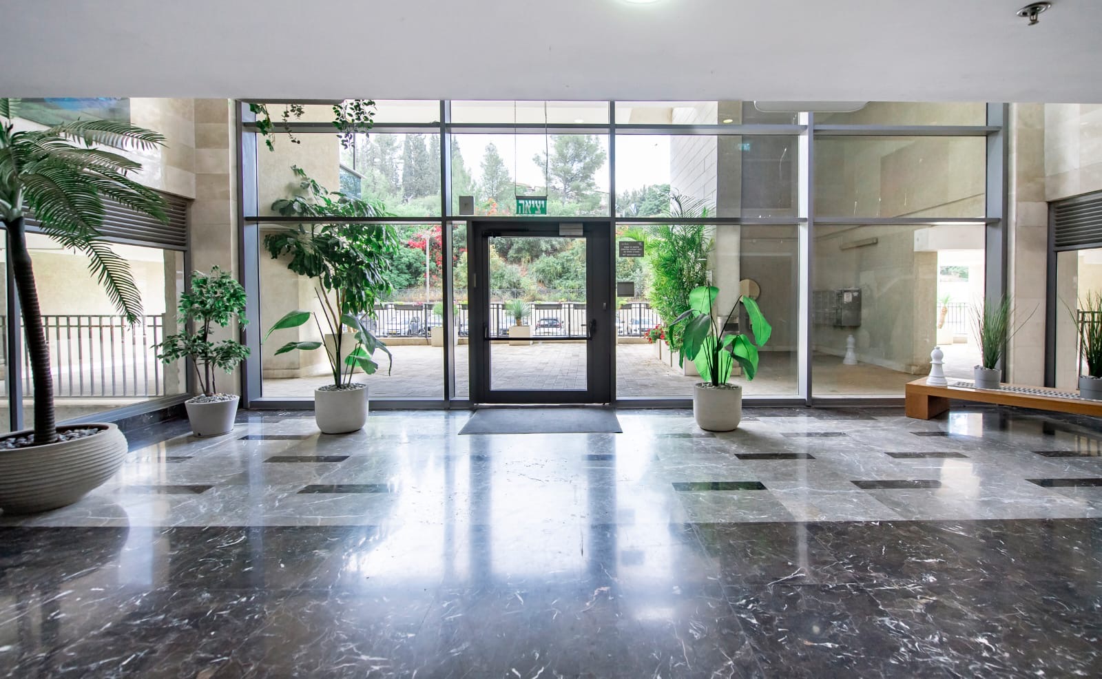 d38c51de-f2b1-4eb9-a46b-bce85e088e54