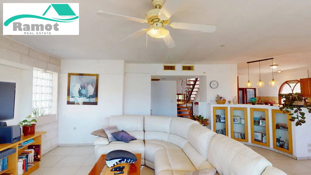 8ea451ca-2566-491c-b61b-d6dca8926cca