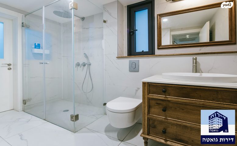 y2_4_vmvDNGLZ7d_20250921