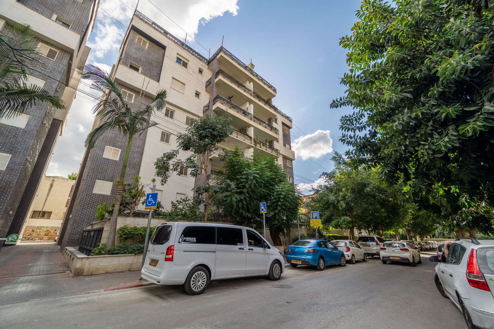 WhatsApp-Image-2025-10-12-at-16.41.26-1