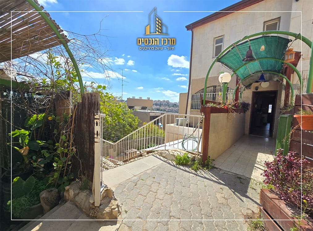 3a766592-0308-4d4b-9885-21fab258465a