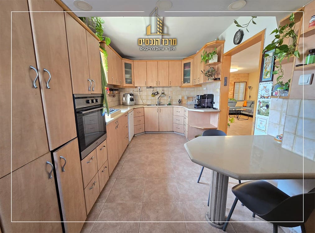 ecb10dae-aa3b-41f4-ae8e-b708fa6c823b